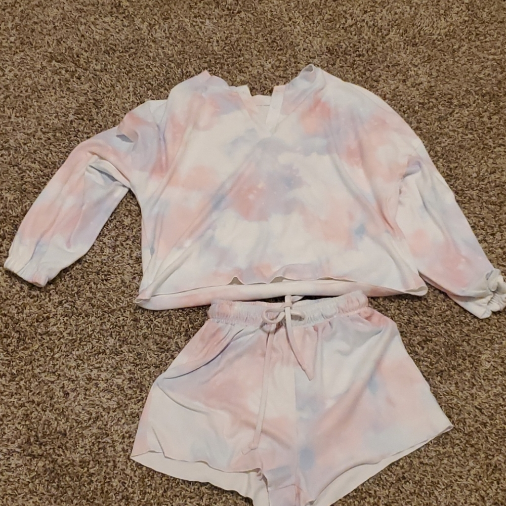 Pastel Multi Colored Lounge Set - image 2